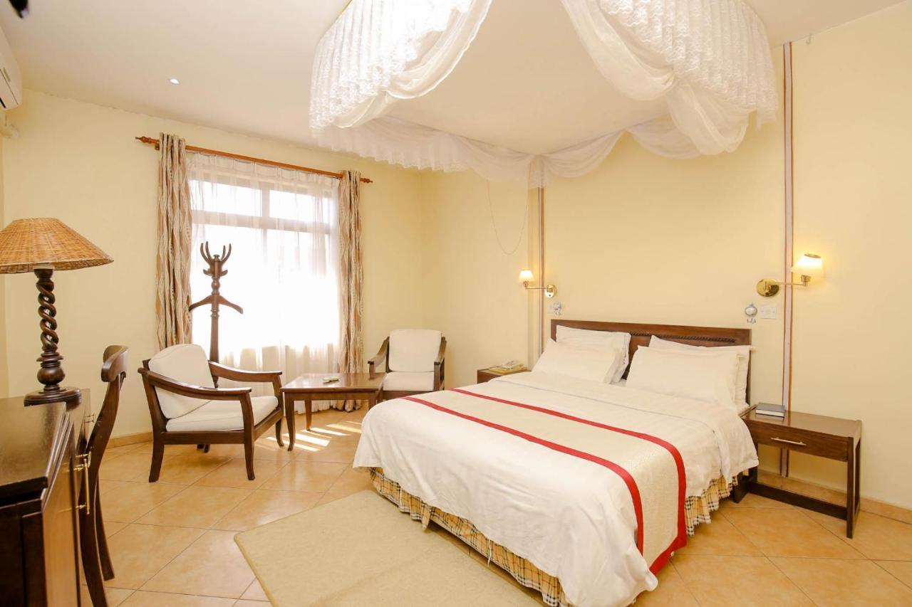 New Safari Hotel Аруша Экстерьер фото